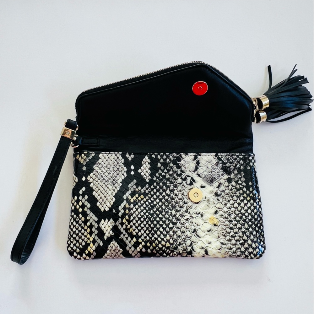Henry Bendel NY snakeskin wristlet clutch bag - Picture 4 of 14